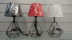 Veuilleuse  en metal noire en couleur noir banc/noir/rouge